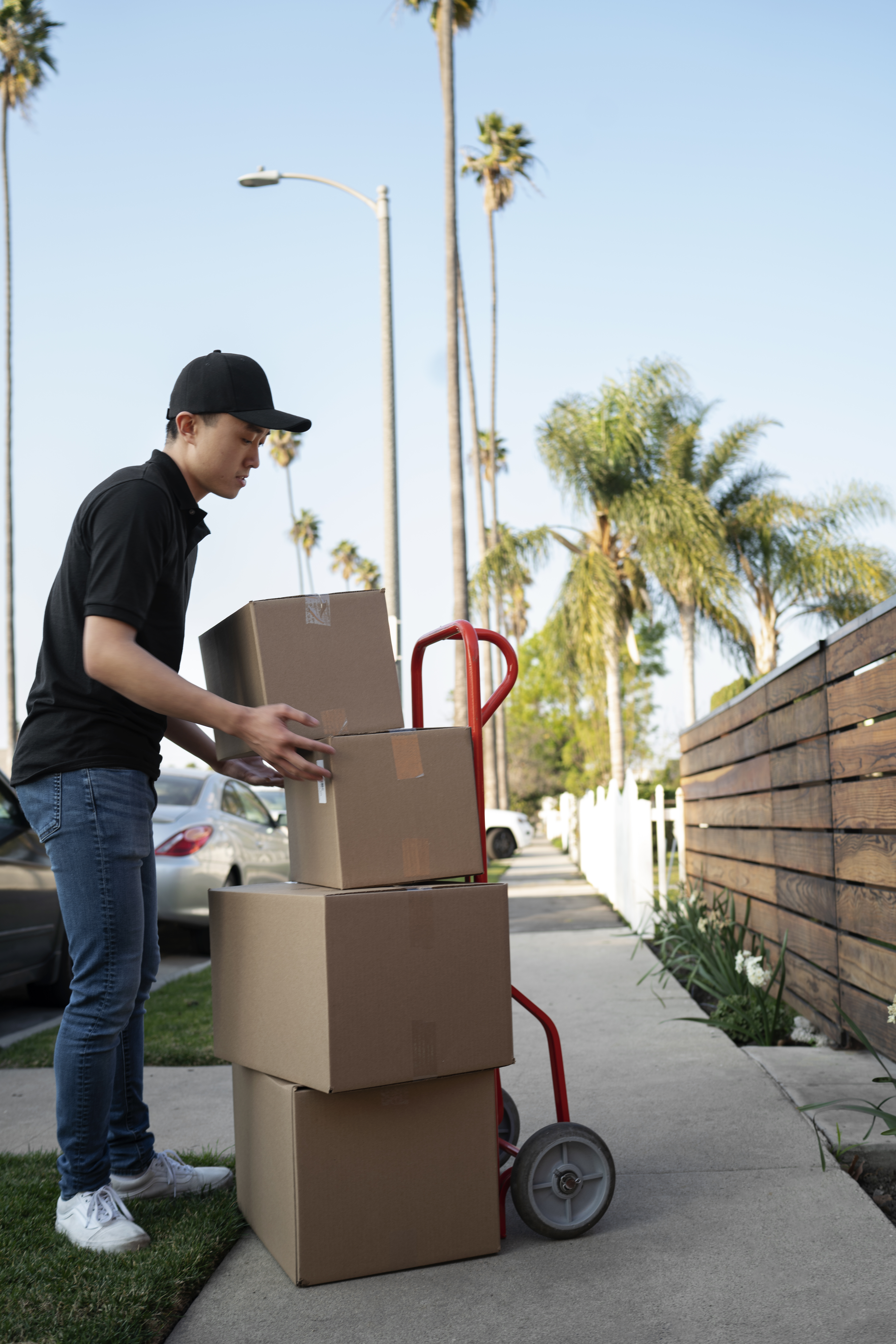 Why Choose Abu Shifan Furniture Movers